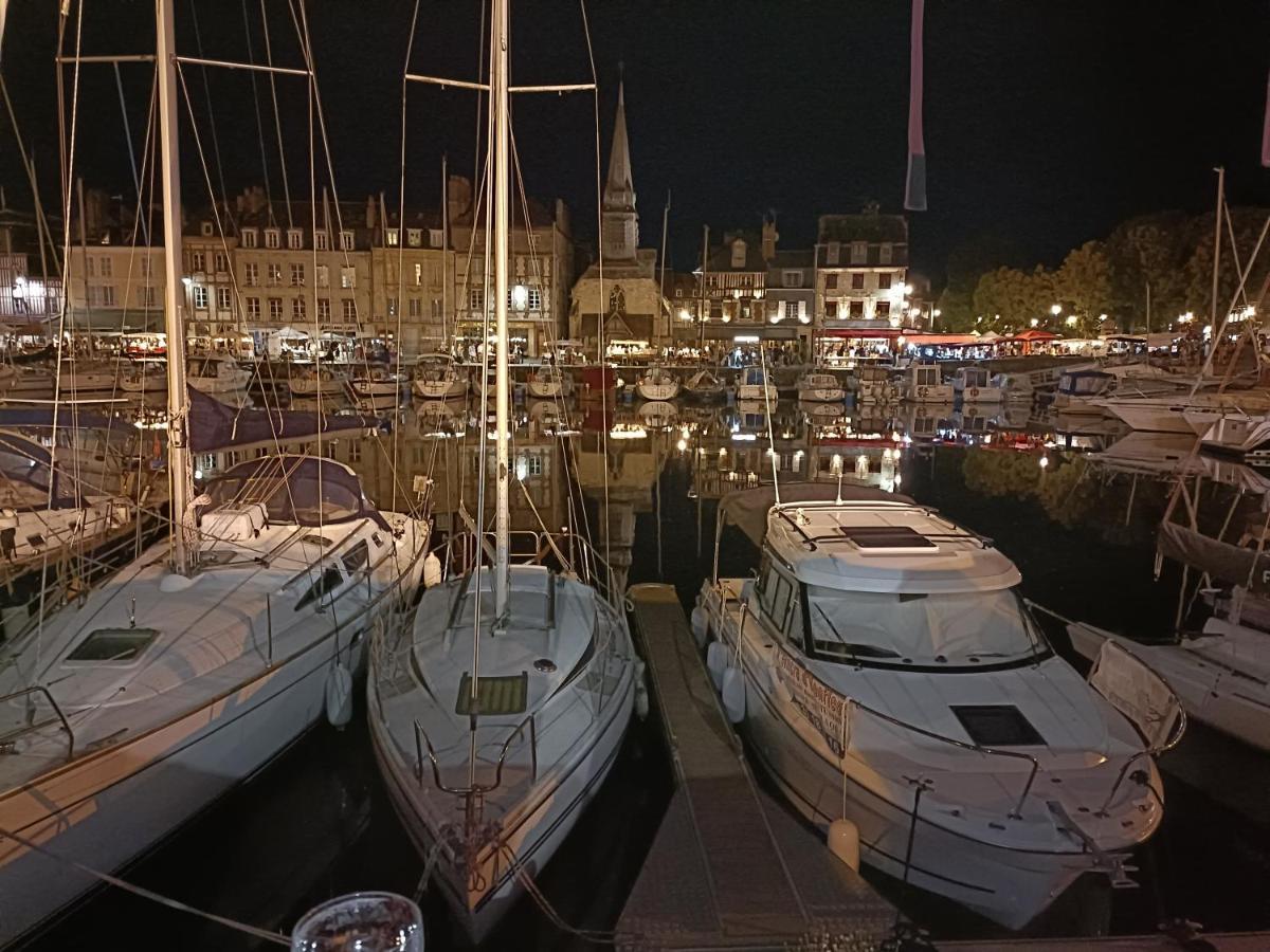 Le Coeur Du Centre Historique Refait A Neuf Daire Honfleur Dış mekan fotoğraf